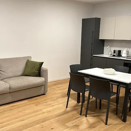 Number House - Number 20 Милан