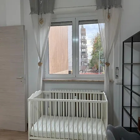 Apartament Spacious 3br Flat Bignami