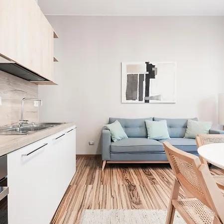 Easylife - Elegant 3 Mins From Duomo *