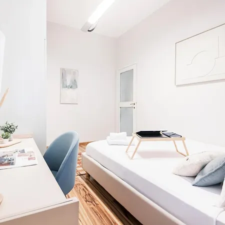 Easylife - Elegant 3 Mins From Duomo