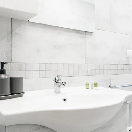 Easylife - Elegant 3 Mins From Duomo Apartment
