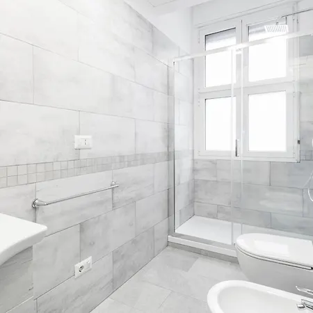 Easylife - Elegant 3 Mins From Duomo *