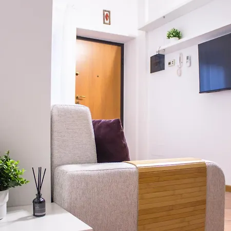 Urban Living - Navigli Bocconi Milan