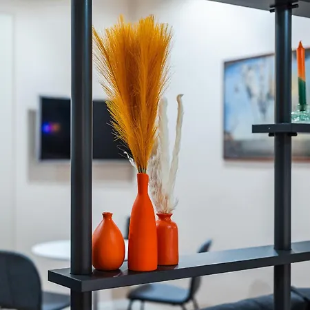 The Colors - Duomo Area * Milaan