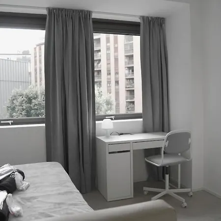 Apartment Elegante A Isola Milan