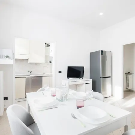 Easylife - Lovely In Porta Romana *