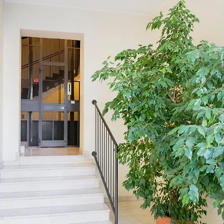 Easylife - Lovely In Porta Romana Mediolan