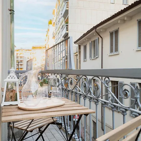 Easylife - Pearl With Balcony On Ticinese District *