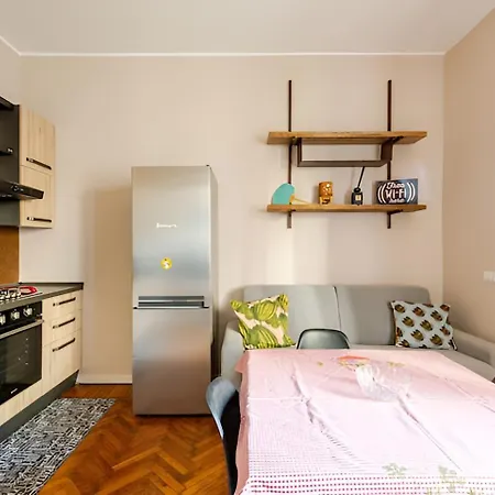 Bilocale Moderno Vicino Niguarda Milan