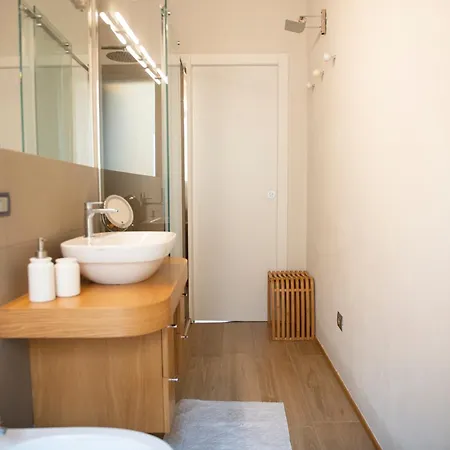 Apartman Ilcenacolo Cadorna Design 4 Persone Terminal Malpensa Fiera E Allianz Centre