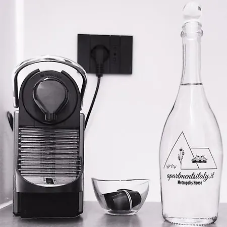 Апартаменты San Siro Metropolis House Completamente Smart