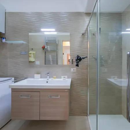 I Host - Della Torre 9