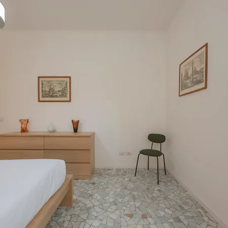 Apartment I Host - Monza 32 *