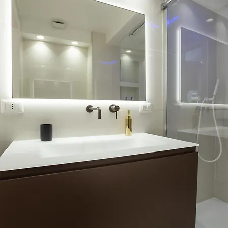 Free Parking - Downtown Porta Nuova - Luxury Appartement Milaan