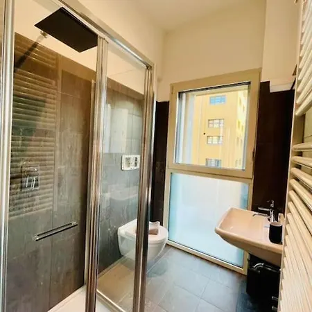 The Legendary Apartamento