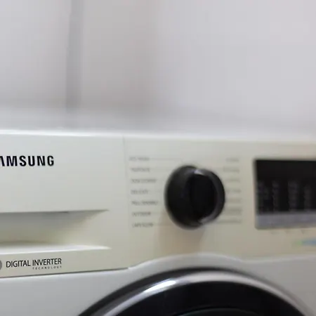 Spacious & Stylish 1-bedroom With Terrace アパート ミラノ