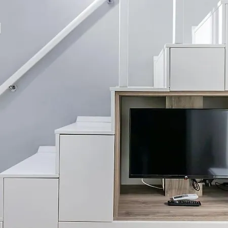 Elegante Pied-a-terre Stile & Comodita A דירה