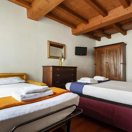 Via Torino Apartamento