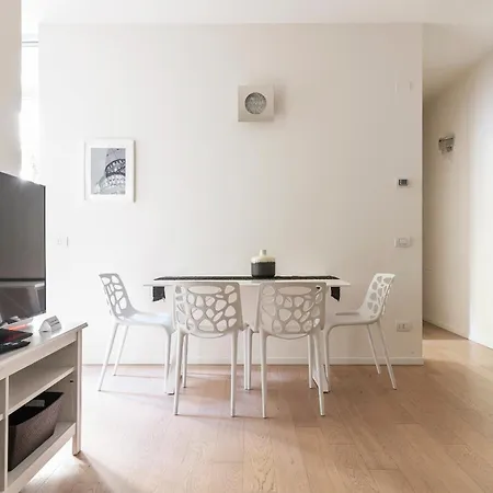 Fifty Eight Duomo * Mediolan