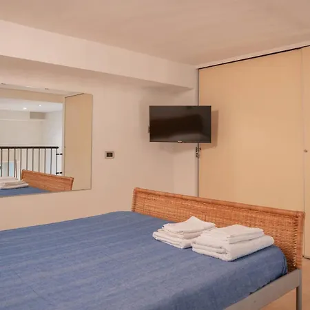 Casa Ludo - Navigli Apartment Milan