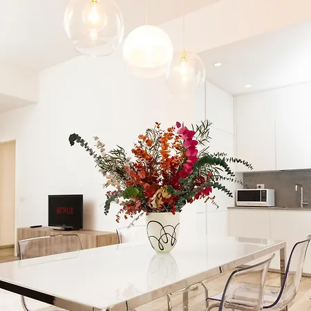 Apartment Portaromana Tres Chic