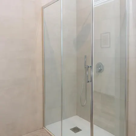 Apartment Portaromana Tres Chic