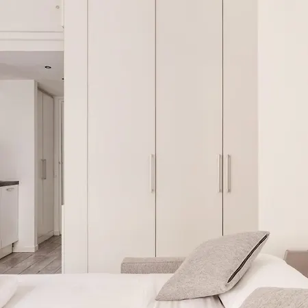 Just Urban - Monolocale In Centro - Duomo A 4 Min Metro M1 Apartment Milan