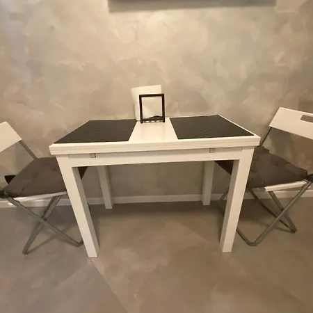 Elegant Appartament Daire Milano