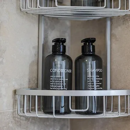 Duomo - Jacuzzi E Terrazzo - Cinema - Free Parking - Gym *