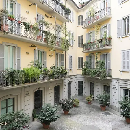 Apartment Garibaldi Center Milan