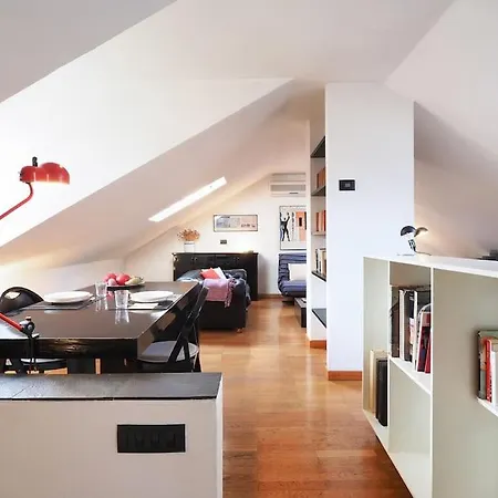 Apartment Open Space Nel Cuore Dei Navigli Milan