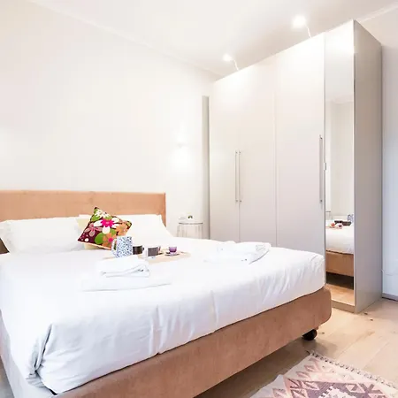 Cozy Flat At Colonne Di San Lorenzo By Easylife 아파트 밀라노