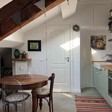 Incantevole Loft Accanto Stazione
