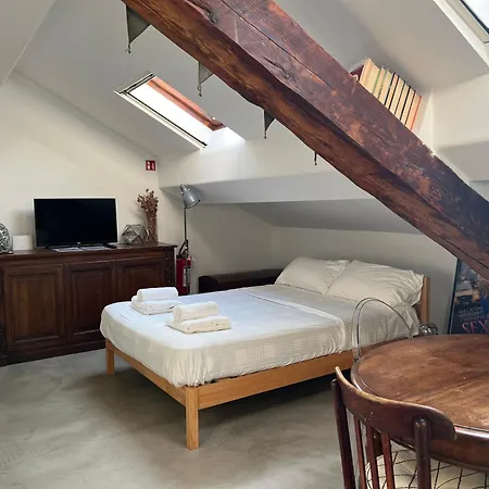 Incantevole Loft Accanto Stazione