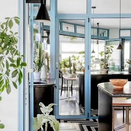 Green House Apartment
