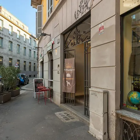 Co99- Large Lanzone Daire Milano