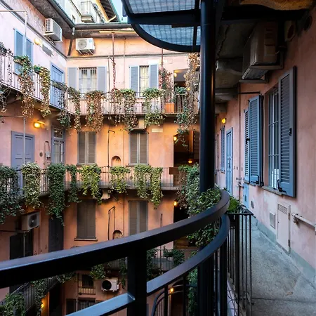 Co99- Large Lanzone Daire