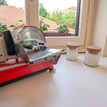 דירה Bright And Comfy In A Beautiful Contemporary