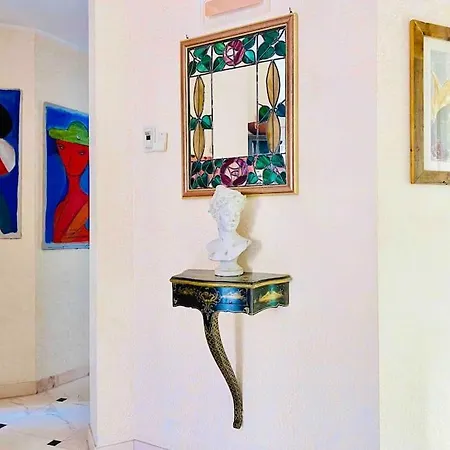 شقة Artistic 2-bedroom