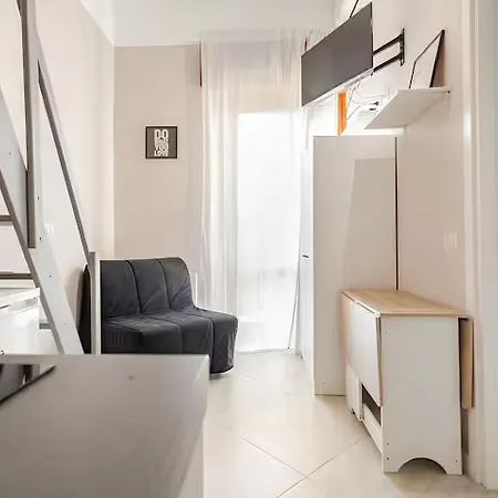 아파트 Moderno Monolocale Zona Niguarda 밀라노