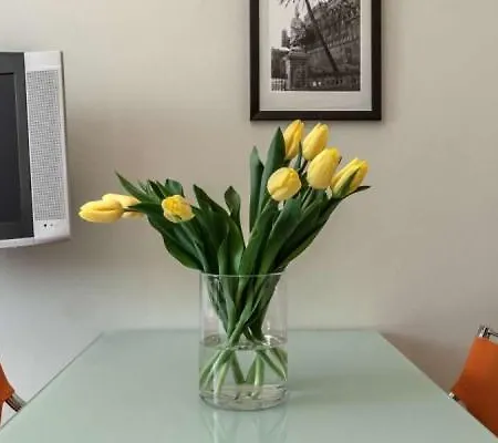 Repubblica Casati 32 * Μιλάνο