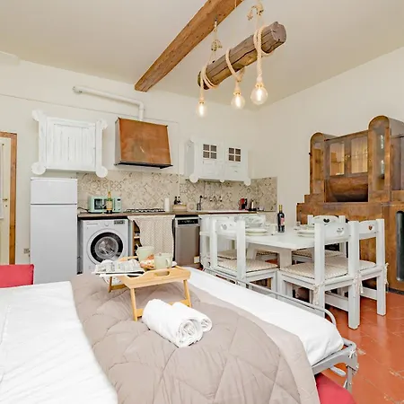 Luxury Naviglio House - 10 Min Cathedral