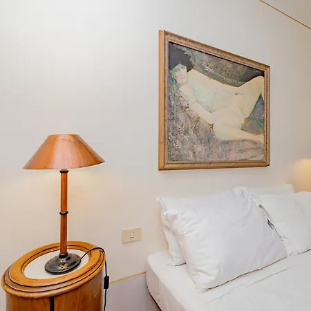 Luxury Naviglio House - 10 Min Cathedral *