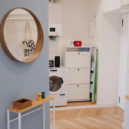 Bright 2-room For Friends And Relatives Апартаменты *