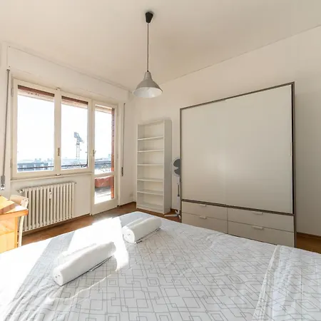 Appartement Attico 8vo Piano - Studi - 8 Posti Letto