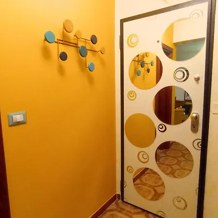Apartment Yellow Submarine