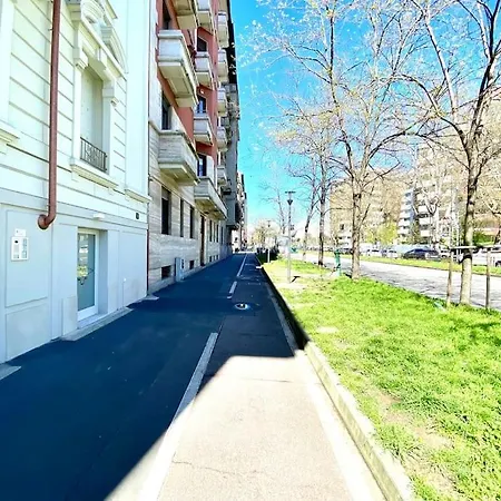 Apartment In The Citylife Area, *