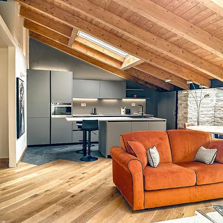 דירה Vigentina Luxury Loft - 5 Min Dal Duomo מילאנו