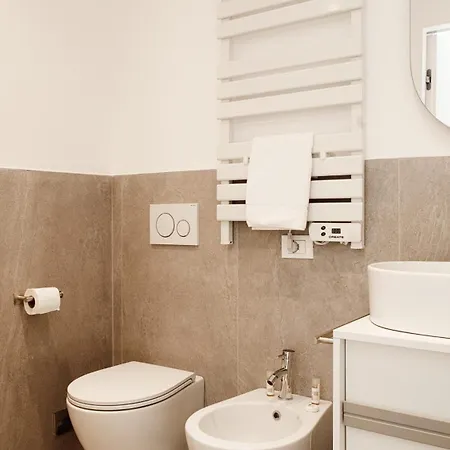Stylish Flat Porta Venezia - Wifi, Ac, Metro