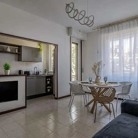 Casa Dei Tulipani * Milano